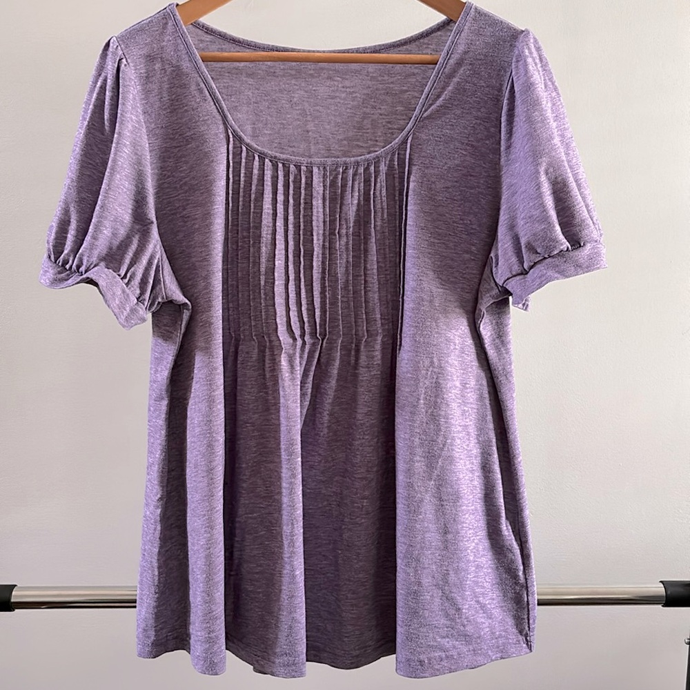 Women’s XL, Violet shade of purple, Scoop neck, shirt. - Picture 1 of 6